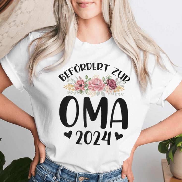 Befördert Zur Oma 2024 Oma 2024 T-shirt Frauen Geschenke für Sie