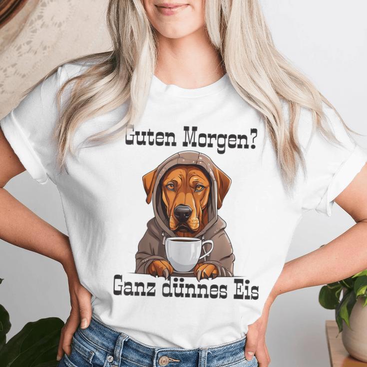 Rhodesian Ridgeback Hund Guten Morgen Ganz Dünne Eis Women's T-shirt Frauen Geschenke für Sie