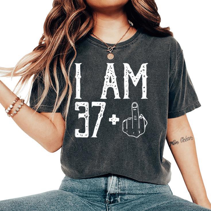 Soy 37 Plus Dedo Medio Im 37 Más 1 Dedo Medio Es Camiseta extragrande cómoda para mujer
