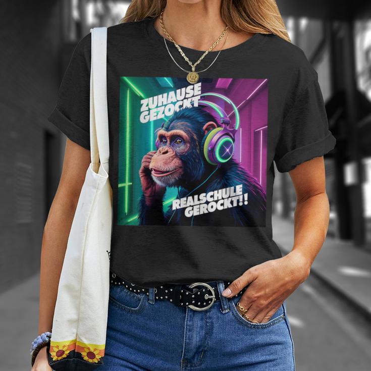 Abschlussklasse 2024 Realschulabschluss Gerrockt T-Shirt Geschenke für Sie