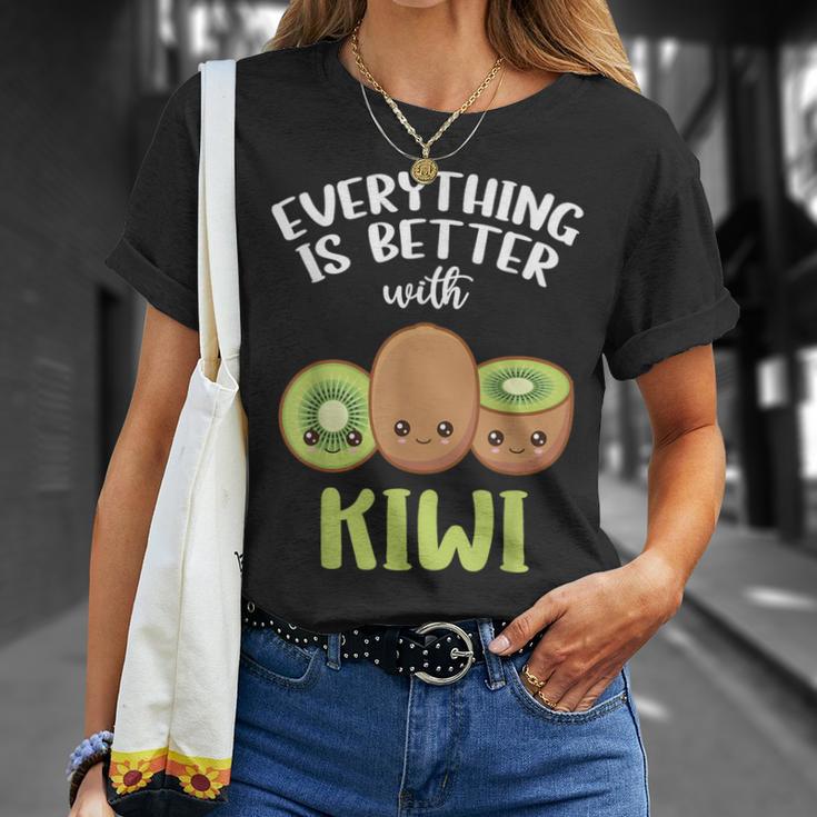 Alles Ist Besser Mit Kiwi T-Shirt Geschenke für Sie