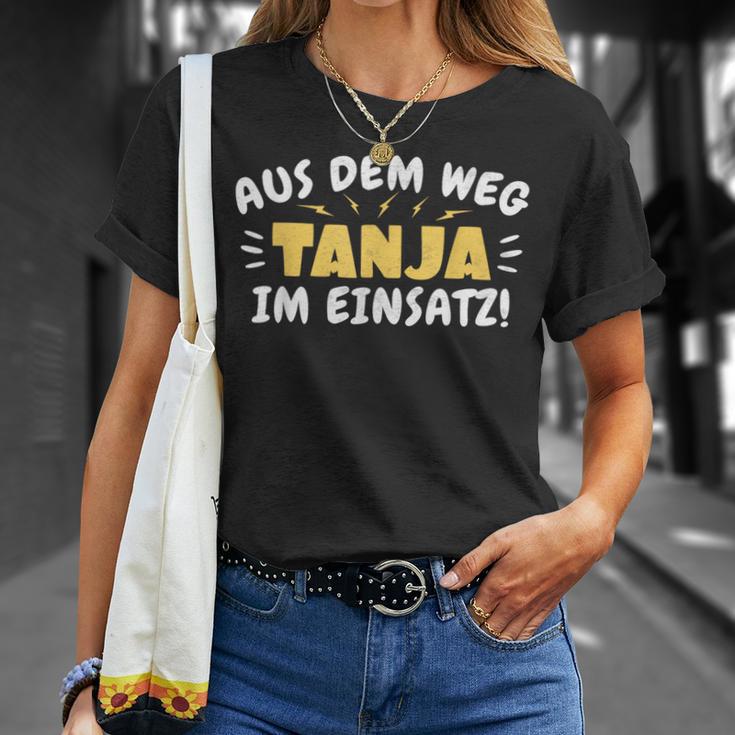 Aus Dem Weg Tanja Im Einsatz T-Shirt Geschenke für Sie