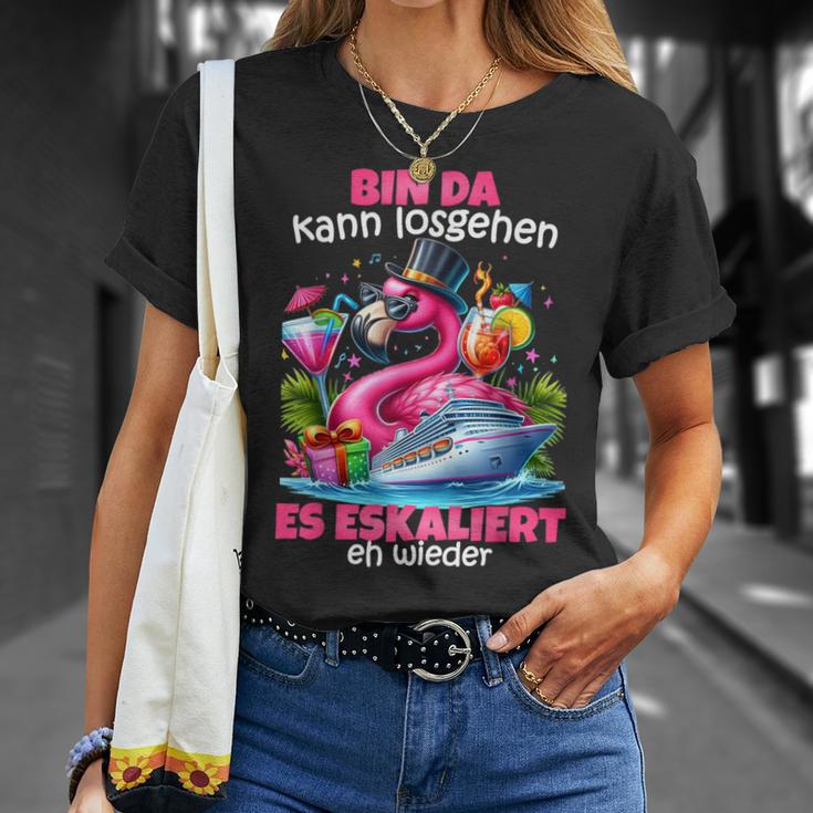 With Bin Da Kann Losgehen Es Escaliert Eh Flamingo Kreuzfahrt T-Shirt Geschenke für Sie