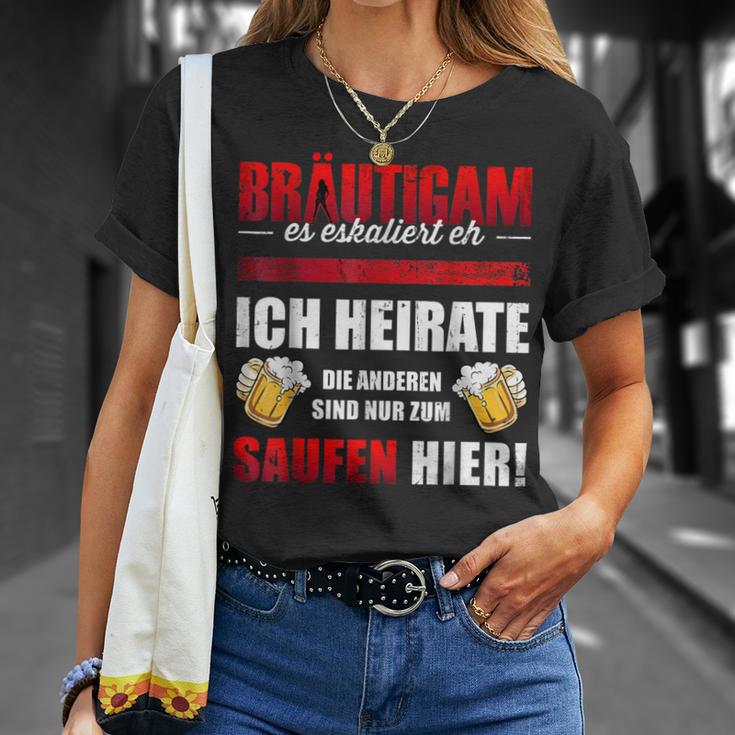 Bräutigam Es Escaliert Eh Ich Heirate Die Saugen Hier T-Shirt Geschenke für Sie