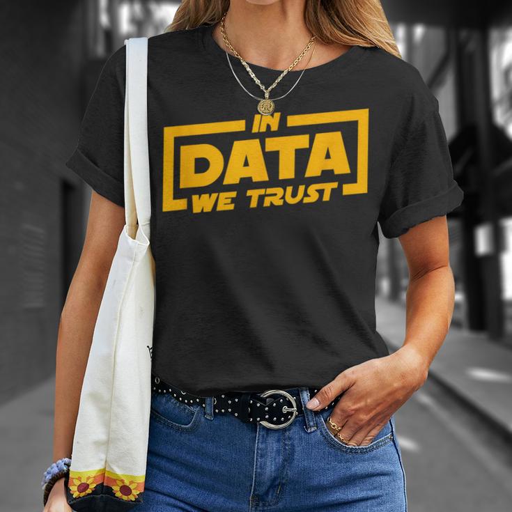 In Data We Trust Programmer & Big Data T-Shirt Geschenke für Sie