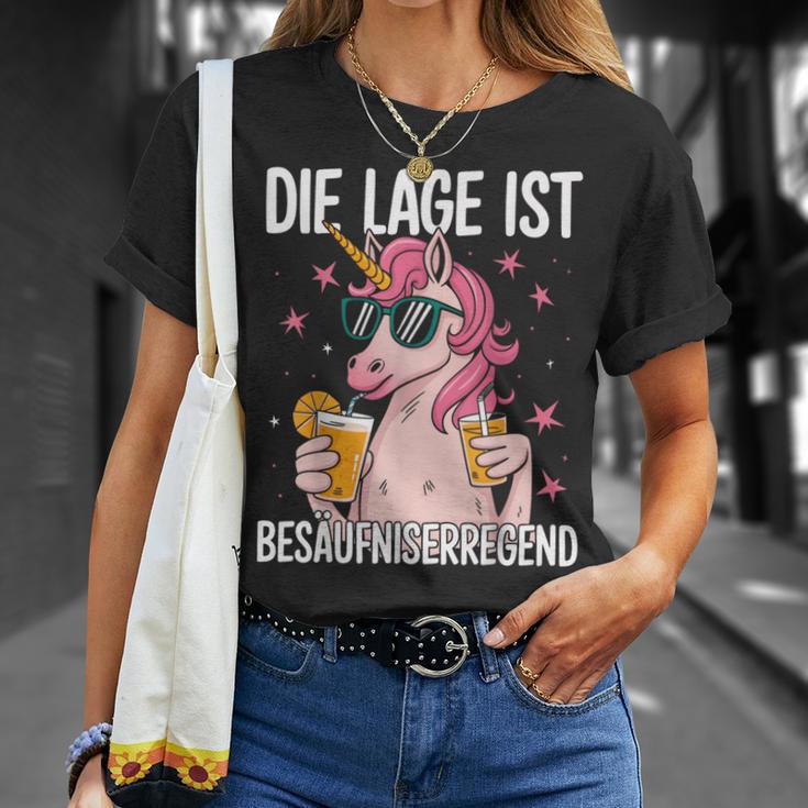 Die Lage Ist Besäufniserregend Saying Party Outfit T-Shirt Geschenke für Sie