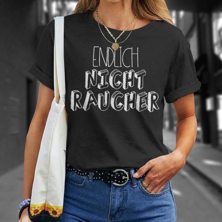 Endlich Nichsmoucher For All Former Smokers T-Shirt Geschenke für Sie