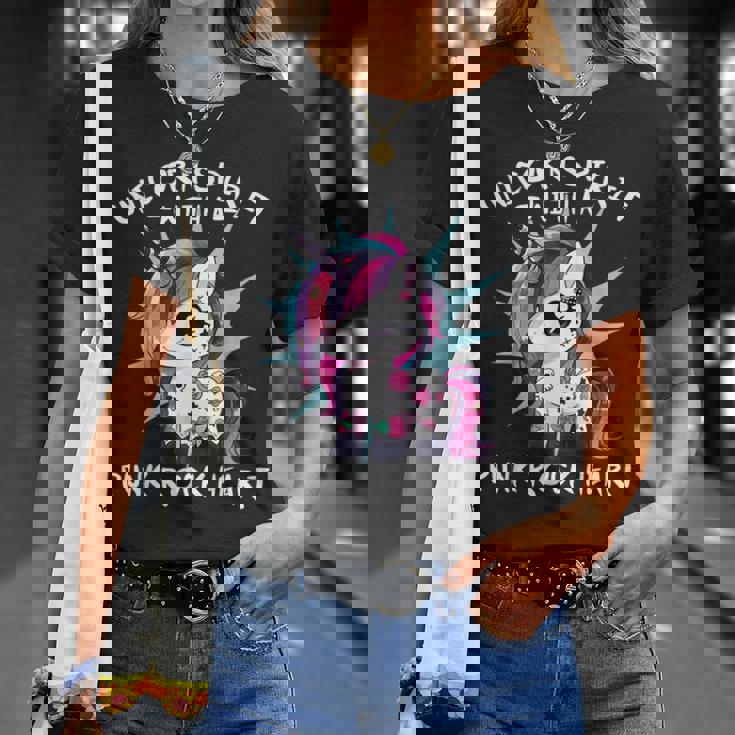 Espíritu De Unicornio Con Un Corazón Punk Rock Unicornio Punk Mágico Camiseta unisex Regalos para ella
