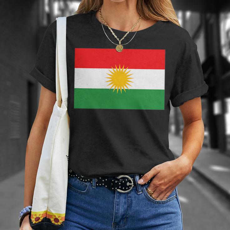 Kurdistan With Kurden Flag T-Shirt Geschenke für Sie