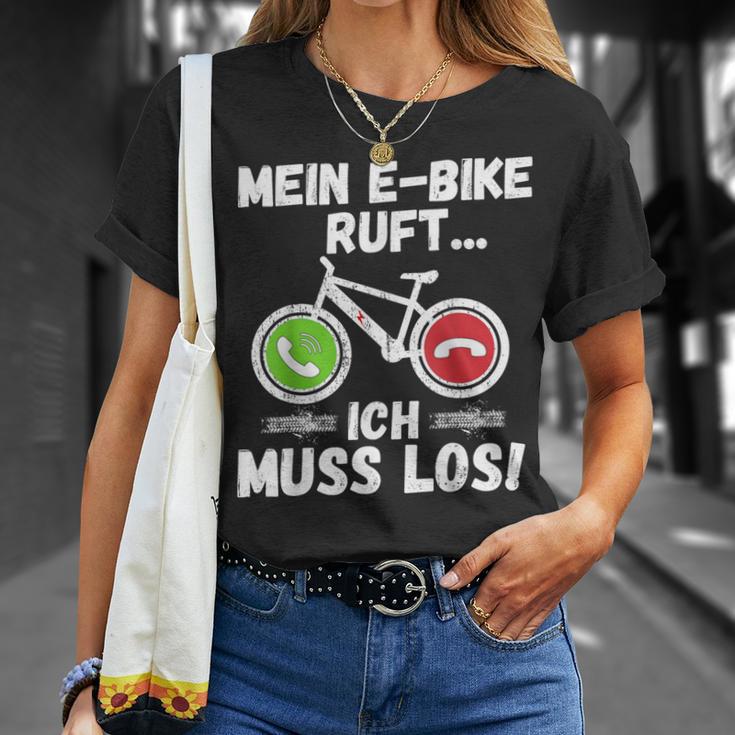 Mein E-Bike Ruft Ich Muss Los Radfahren T-Shirt Geschenke für Sie