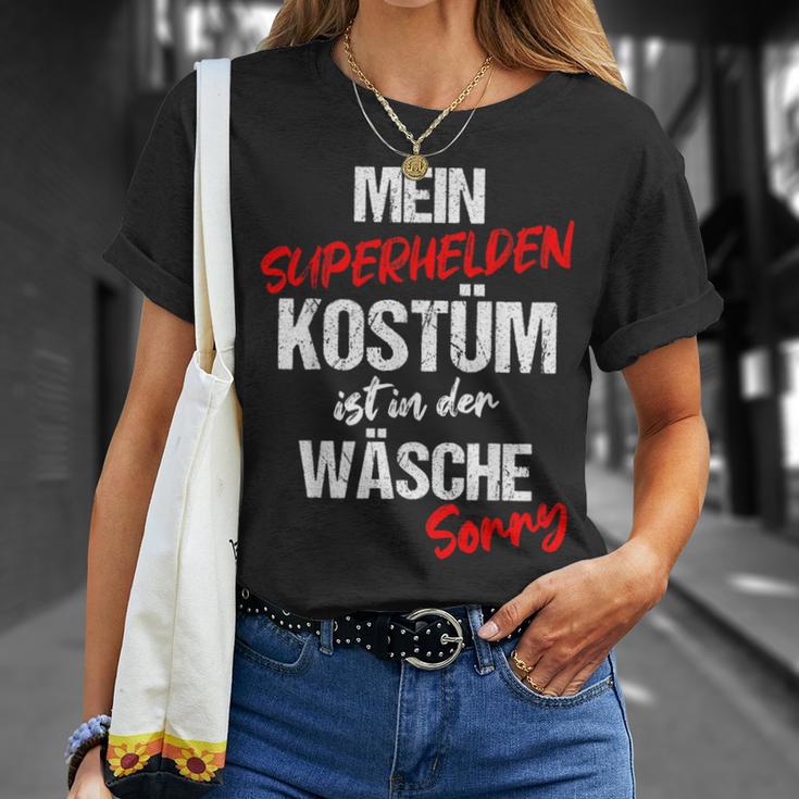 Mein Superhelden Kostüm Ist In Der Wäsche German Langu T-Shirt Geschenke für Sie