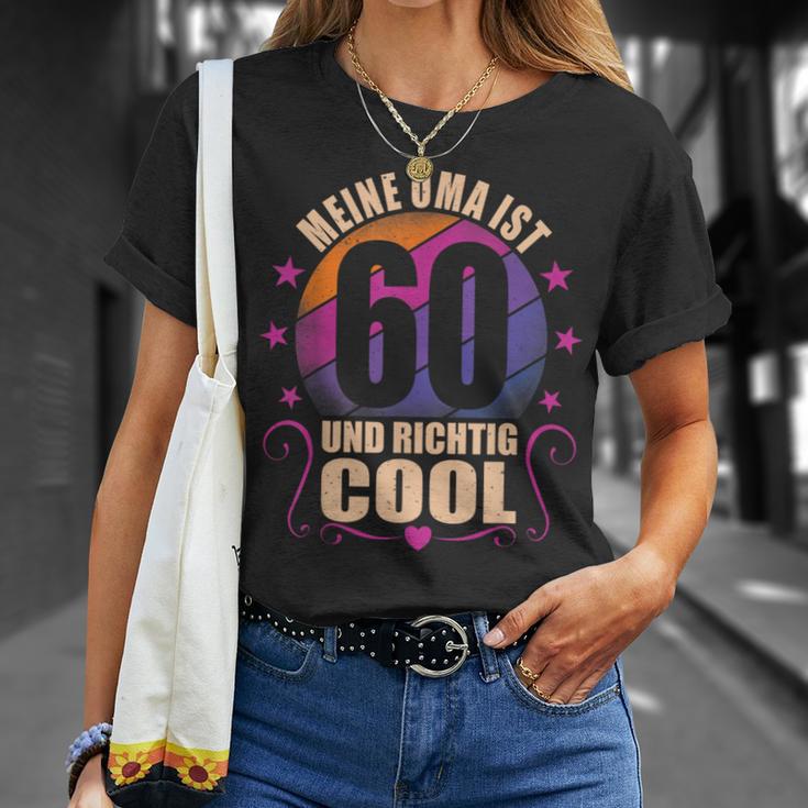 Meine Oma Ist 60 Und Richtig Cool 60Th Birthday Grandma T-Shirt Geschenke für Sie