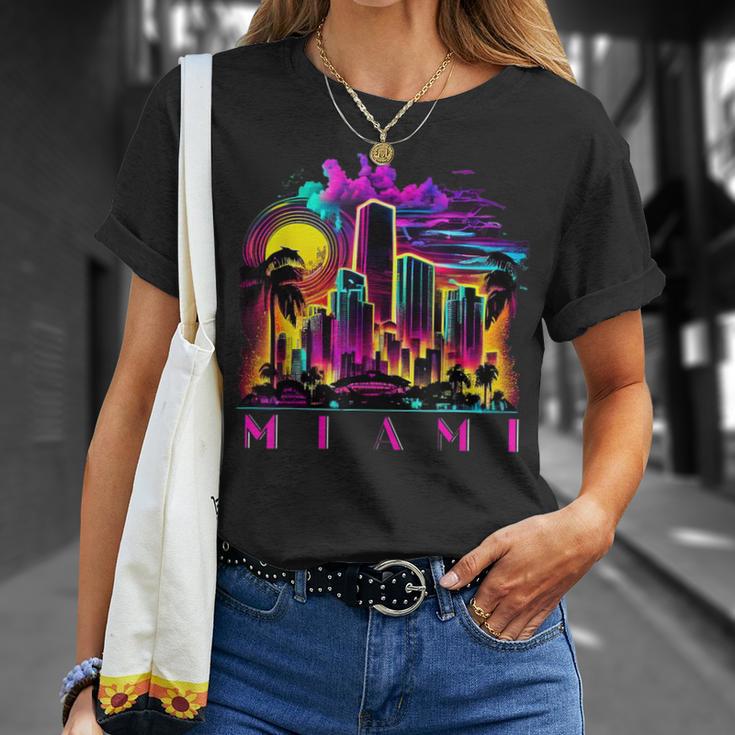 Miami Floridaibrant Colourful Miami Souvenir T-Shirt Geschenke für Sie