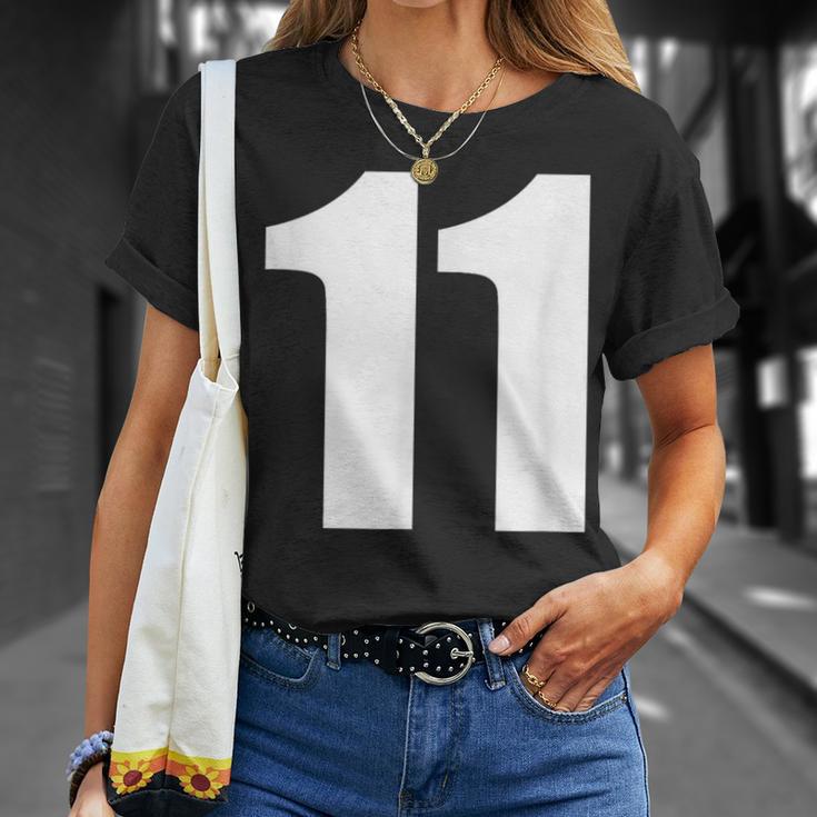 Number Eleven Number 11 Numbers T-Shirt Geschenke für Sie