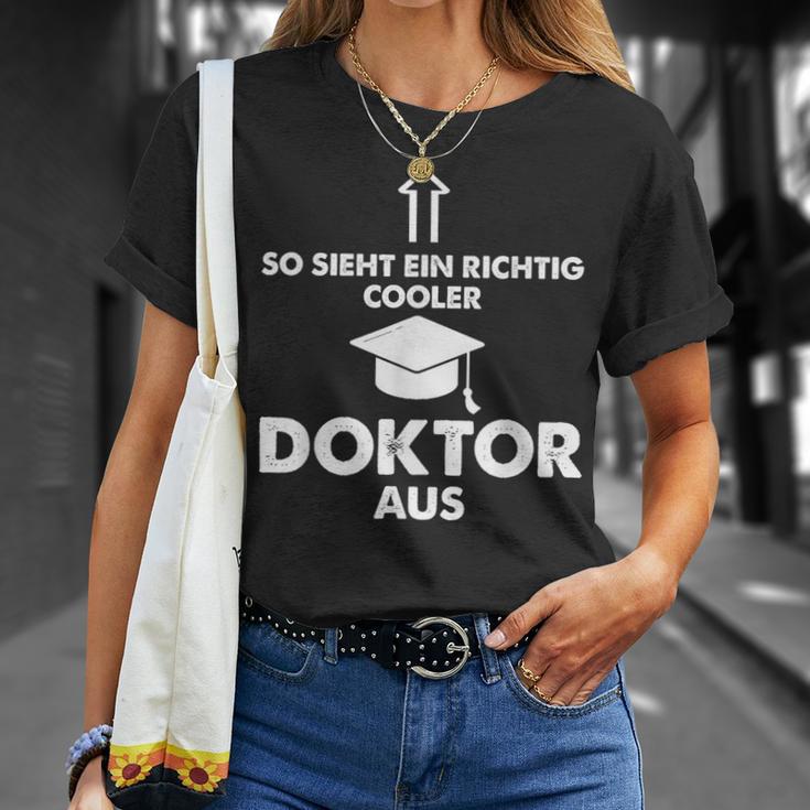 So Sieht Ein Richtig Cooler Doktor Aus Geschenk Doctoritel T-Shirt Geschenke für Sie