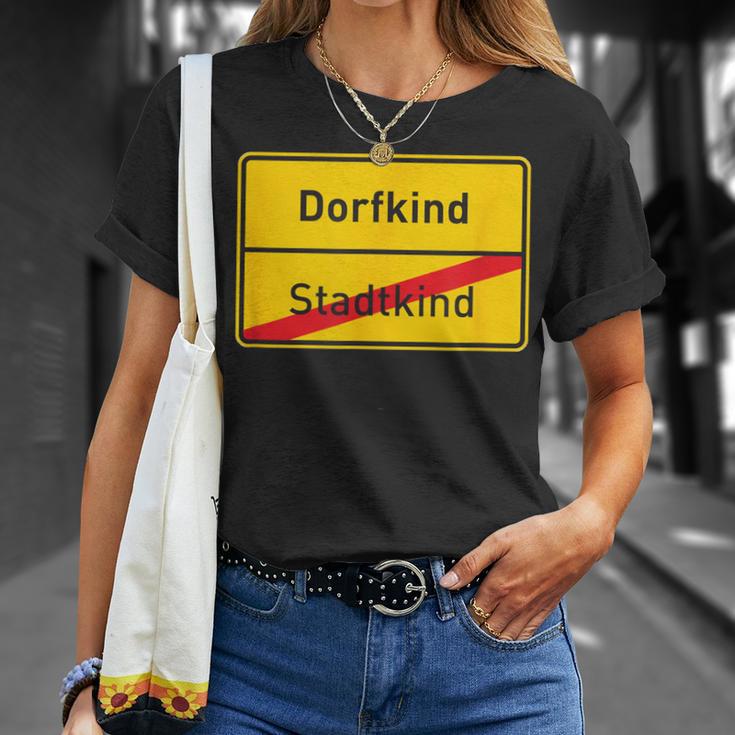 Village Sign Dorfkind Stadtkind T-Shirt Geschenke für Sie