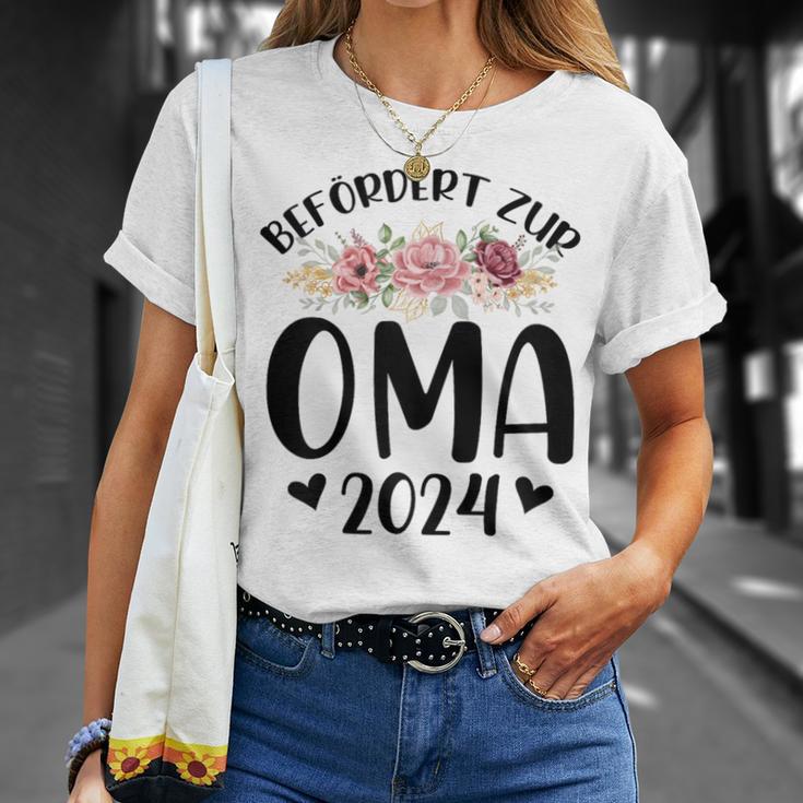 Befördert Zur Oma 2024 Oma 2024 T-Shirt Geschenke für Sie