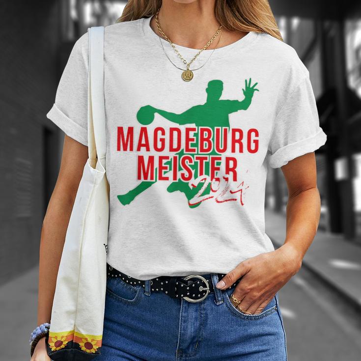 With Handball Team Magdeburg Fan Saxony-Anhalt Green Red T-Shirt Geschenke für Sie