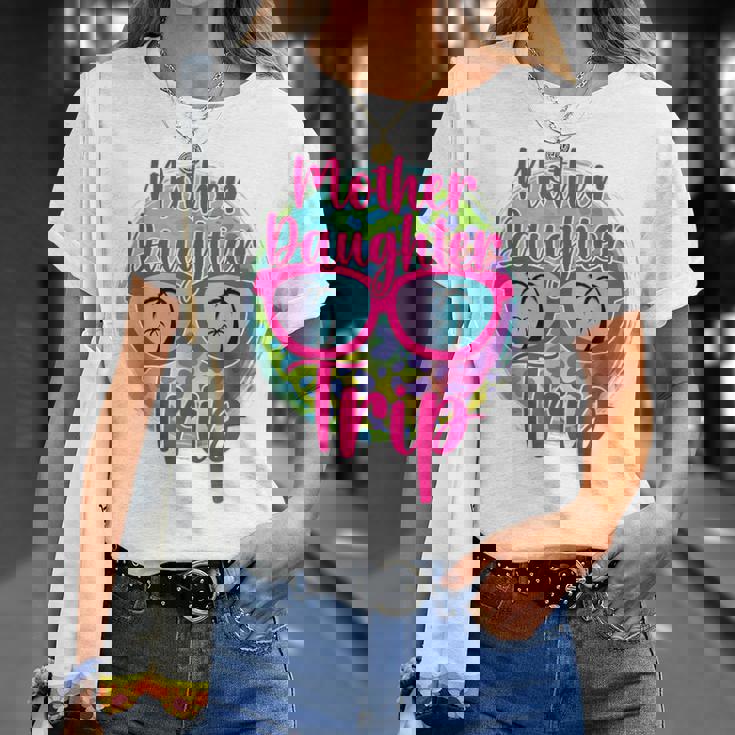 Mother Daughter Trip 2024 Mom Daughter Vacation Travel 2024 T-Shirt Gifts for Her