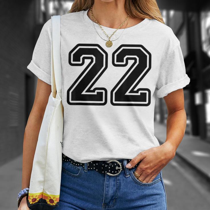 Number 22 Sport Number 22 T-Shirt Geschenke für Sie