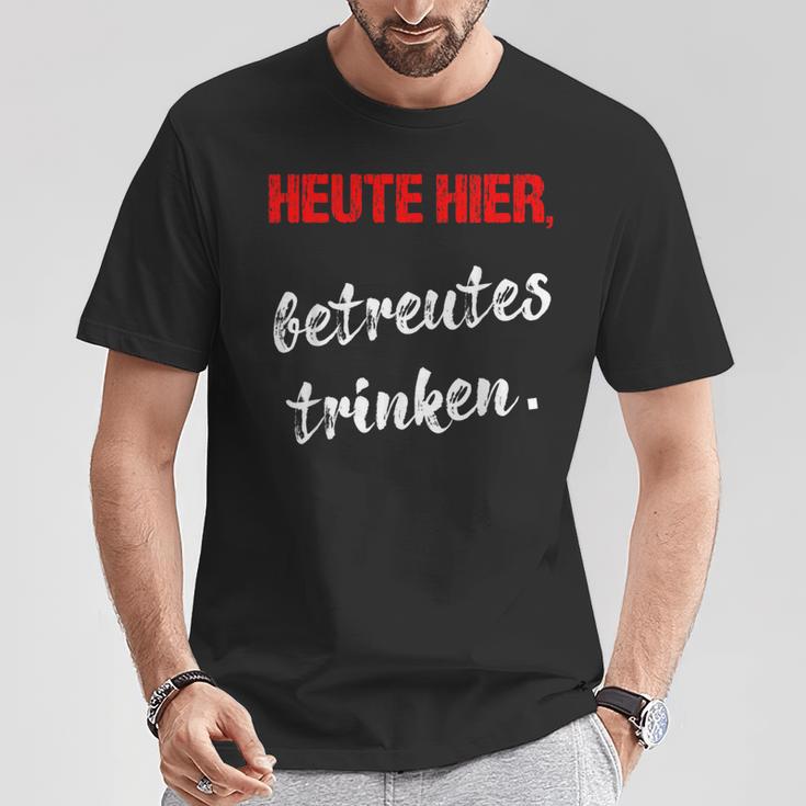 Betreutes Trinken Beer Saufen Outfit Partner Look T-Shirt Lustige Geschenke