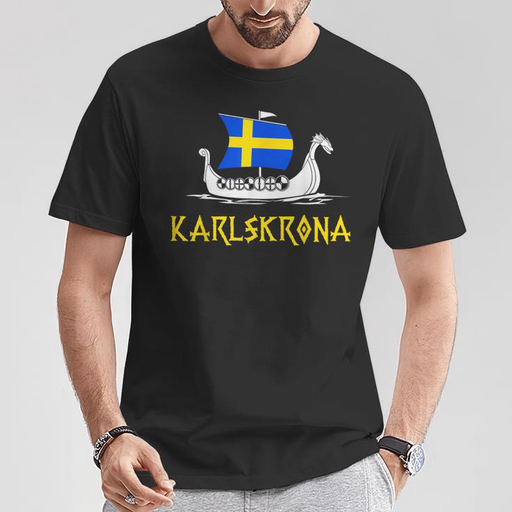 Boat Swedish Flag Swedeniking Ship Karlskrona T-Shirt Lustige Geschenke