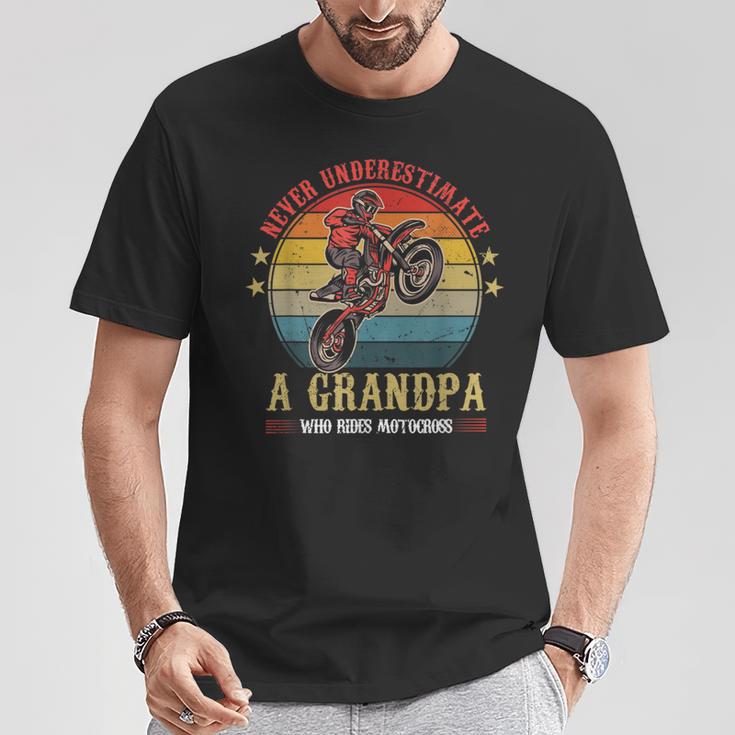 Dirt Bike Never Underestimate A Opa Der Motocross Fahren T-Shirt Lustige Geschenke