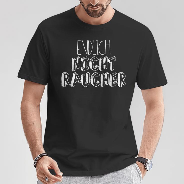 Endlich Nichsmoucher For All Former Smokers T-Shirt Lustige Geschenke