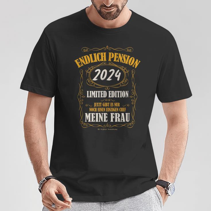 Endlich Pension 2024 Beamter Nur Noch Ein Chef Meine Frau T-Shirt Lustige Geschenke