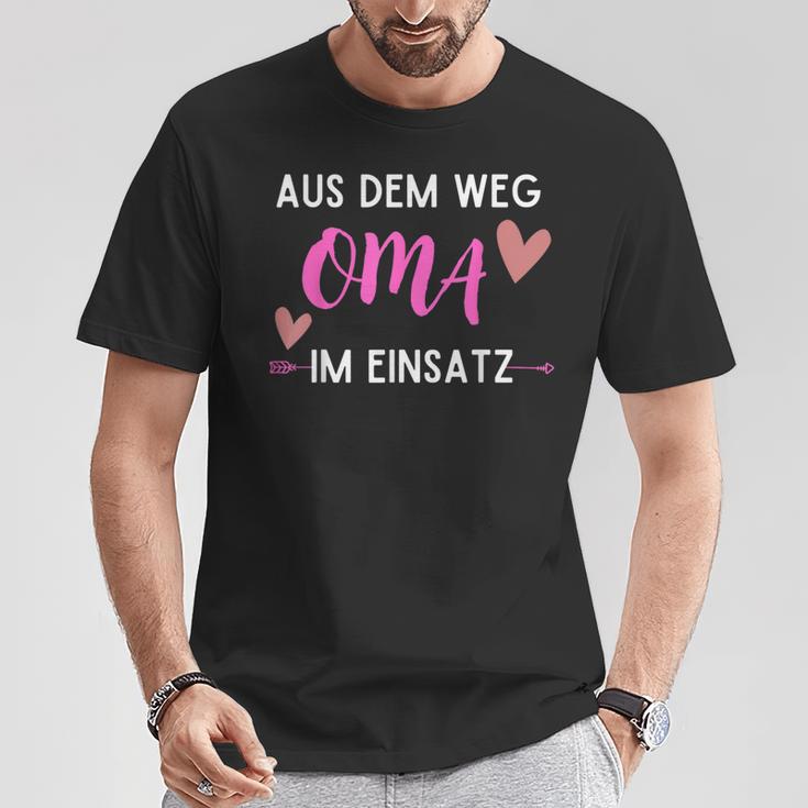 Grandma Aus Dem Weg Oma Im Einsatz T-Shirt Lustige Geschenke