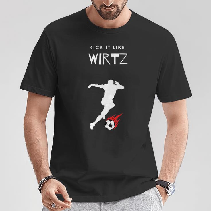 Kick It Like Wirtz T-Shirt Lustige Geschenke