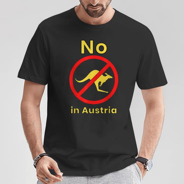 No Kangaroo In Austria No Kangaroo In Austria T-Shirt Lustige Geschenke