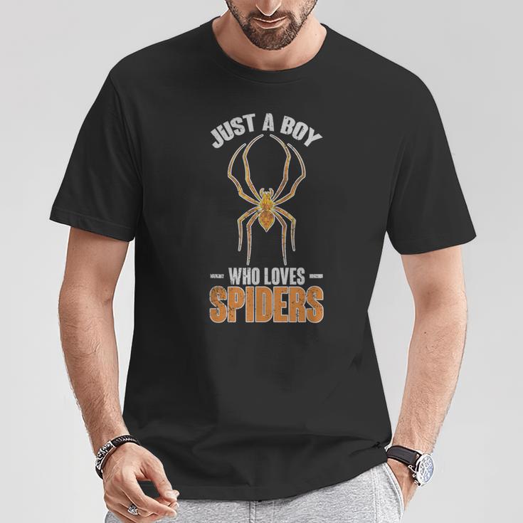 Nur Ein Junge Der Spinnen Liebt Arachnide Spider T-Shirt Lustige Geschenke