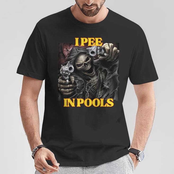 I Pee In Pools Cringe Hard Skeleton Meme T-Shirt Lustige Geschenke