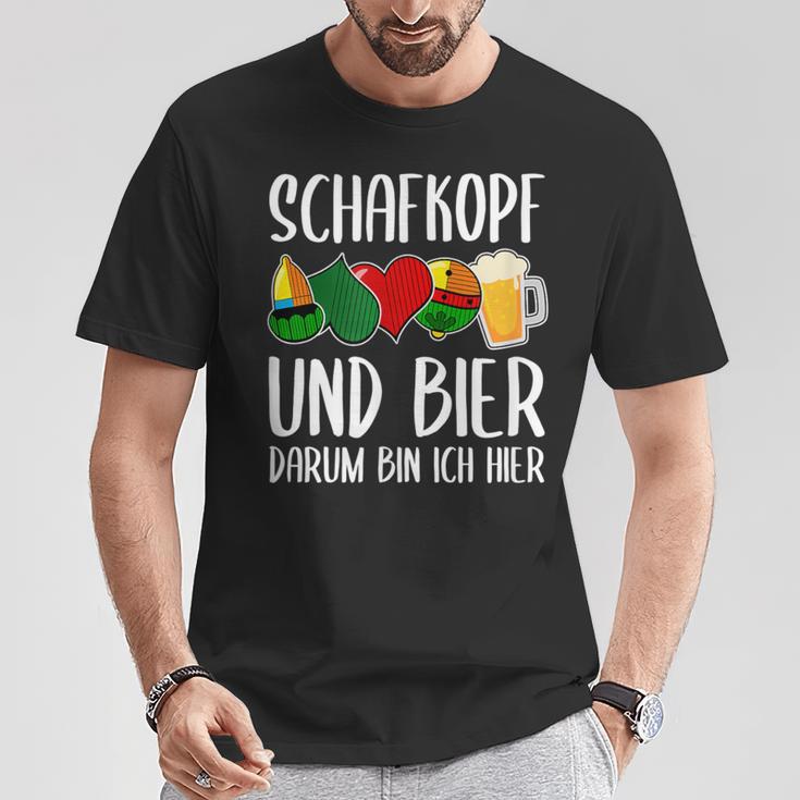 Schafkopf Und Bier Darum Bin Ich Hier Schafkopf Und Bier Darum T-Shirt Lustige Geschenke