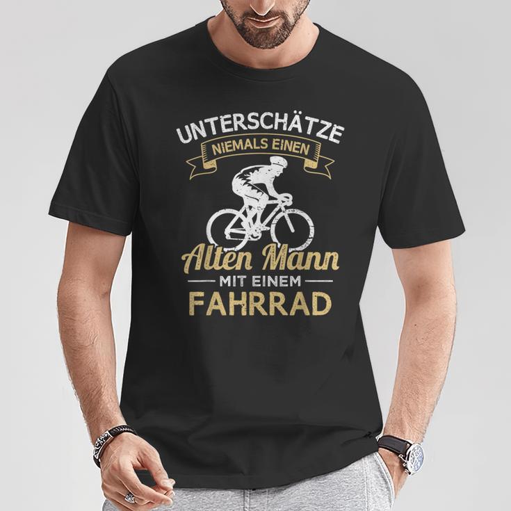 Underschatz Niemals Einen Old Mann Mit Einem Cycling T-Shirt Lustige Geschenke