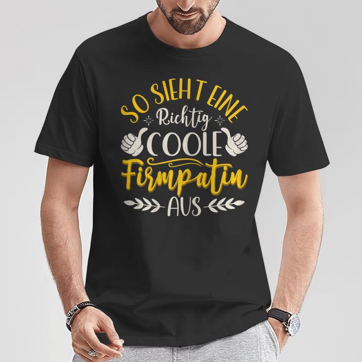 Women's So Sieht Eine Wirklich Coole Firmpatin Aus T-Shirt Lustige Geschenke