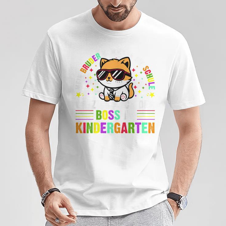 Kinder Mein Bruder Kommt In Die Schule Boss Im Kindergarten T-Shirt Lustige Geschenke