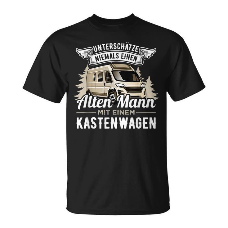 With Camper Underschatz Niemals Eine Alte Mann Mit Boxan T-Shirt