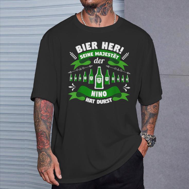 Bier Her Majestät Nino T-Shirt Geschenke für Ihn