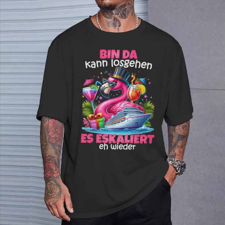 With Bin Da Kann Losgehen Es Escaliert Eh Flamingo Kreuzfahrt T-Shirt Geschenke für Ihn