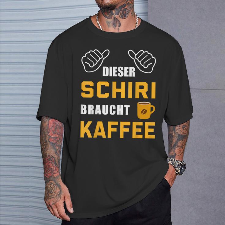 Dieser Schiri Needs Coffee Referee Referee Schiri T-Shirt Geschenke für Ihn