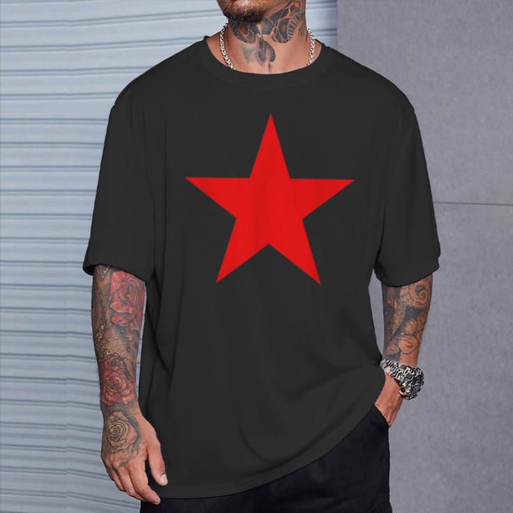 Diseño De Estrella Roja De 5 Puntos Estrella Roja Camiseta unisex Regalos para él