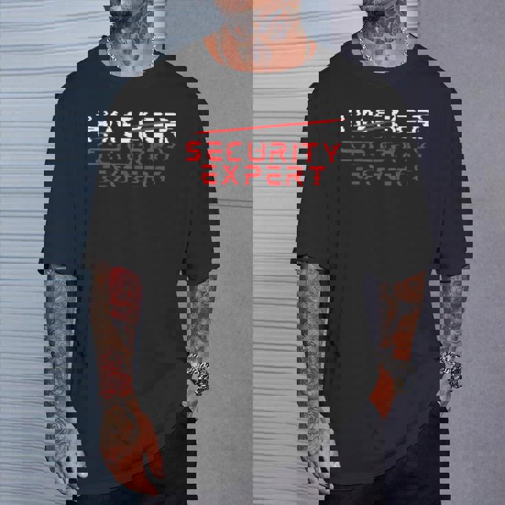 Expert En Sécurité Hacker Conception De Geek Informatique T-Shirt Cadeaux pour lui