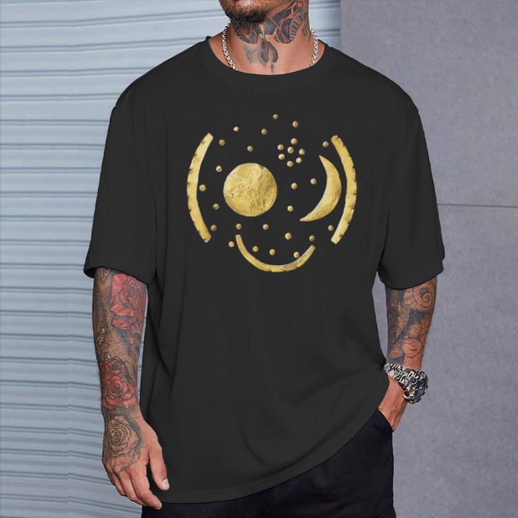 Himmelsscheibeon Nebra Only Gold T-Shirt Geschenke für Ihn