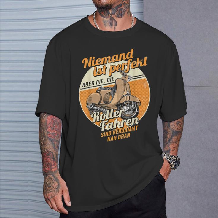 Kein Mand Ist Perfekt Statement Scooter T-Shirt Geschenke für Ihn