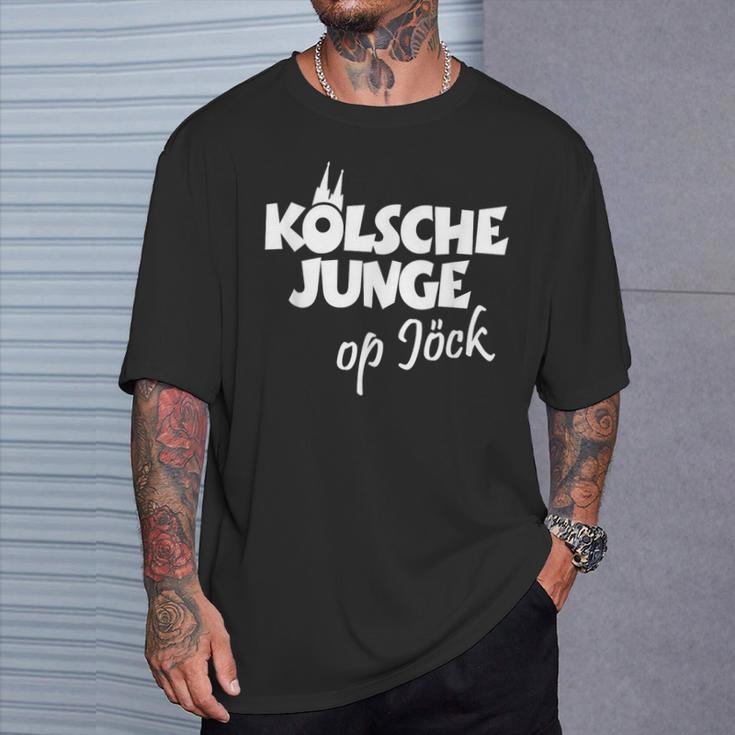 Kölsche Junge Op Jöck Kölner Unterwegs Cologne T-Shirt Geschenke für Ihn