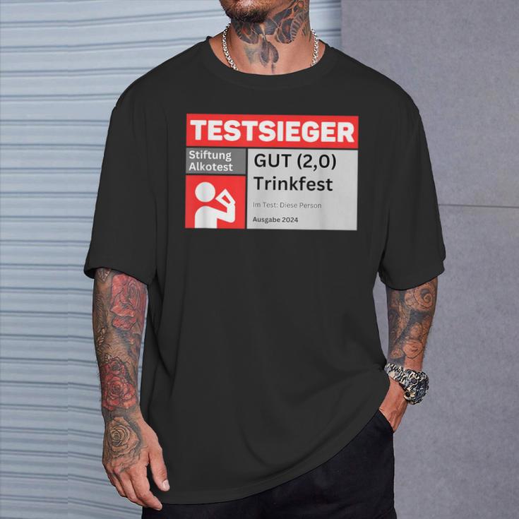 Test Winner Stiftung Alkotest Gut Trinkfest Malle Bumsbar T-Shirt Geschenke für Ihn