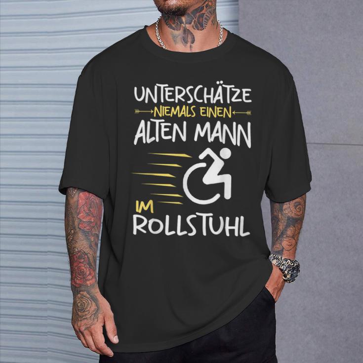 Unterschätze Niemals Alten Mann Im Wheelchair User S T-Shirt Geschenke für Ihn