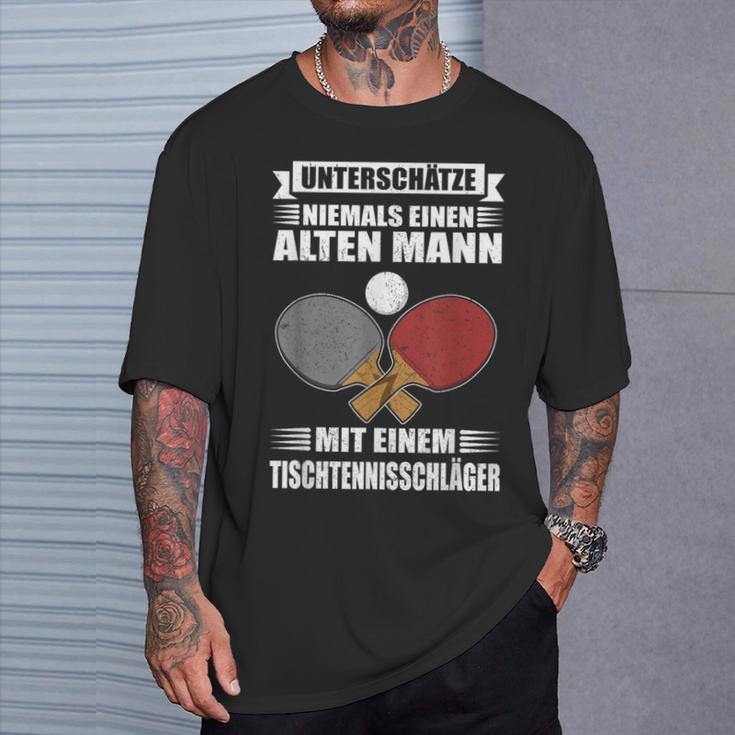 Unterschätze Niemals Einen Alten Mann Table Tennis T-Shirt Geschenke für Ihn